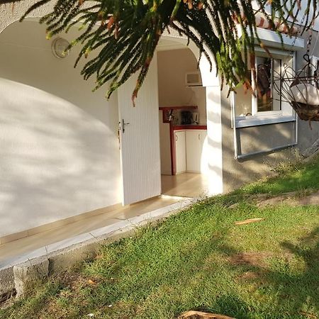 Ti-Wait Apartment Sainte-Anne  Bagian luar foto